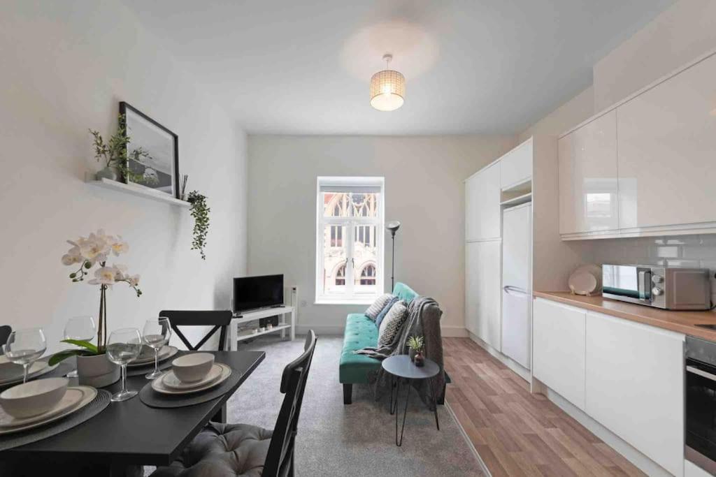 Town Center Apartment In Bishops Stortford Birchanger Extérieur photo