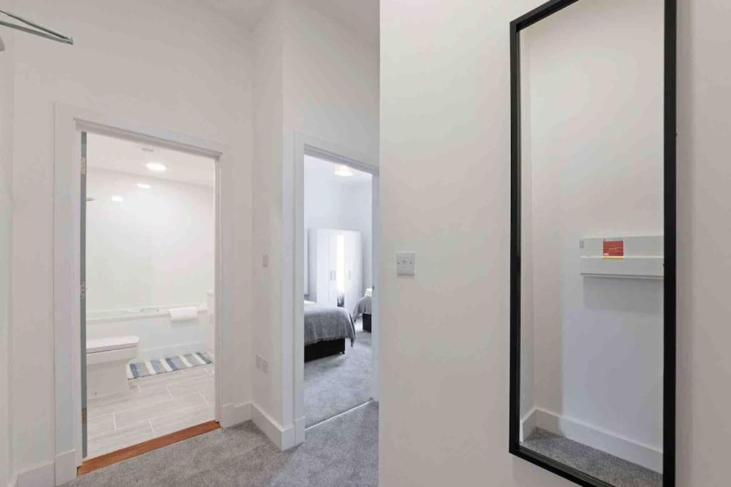 Town Center Apartment In Bishops Stortford Birchanger Extérieur photo